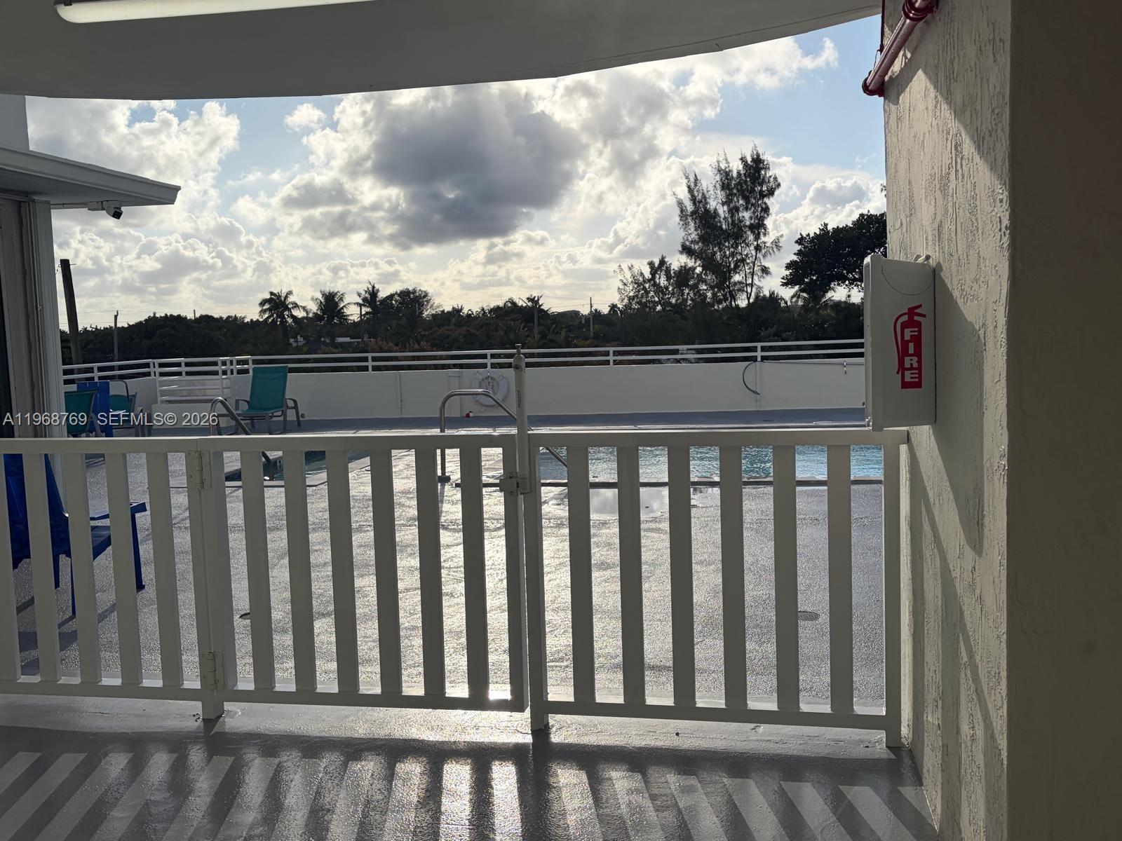 9156 Collins Ave #204 Surfside, FL 33154