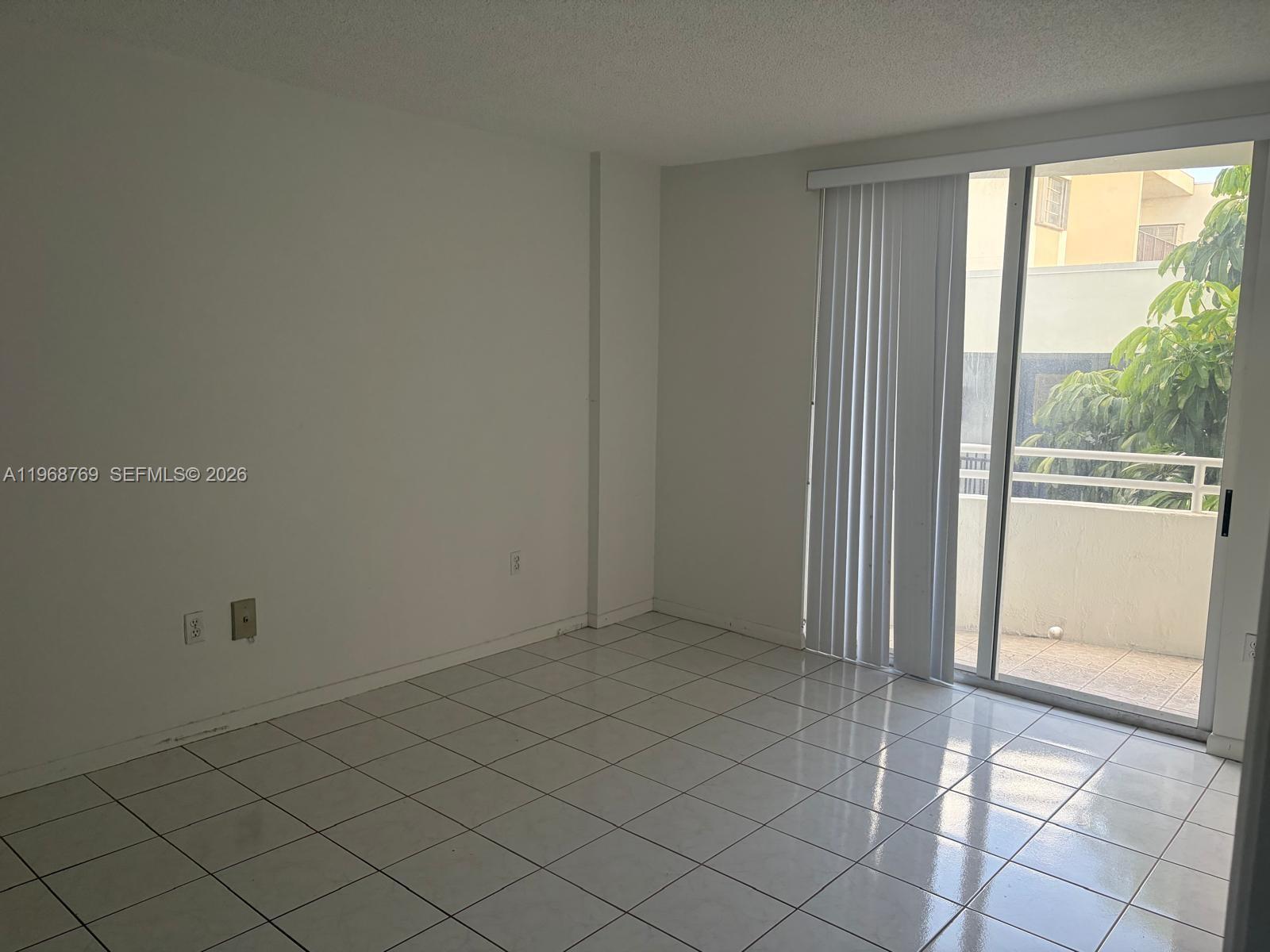 9156 Collins Ave #204 Surfside, FL 33154