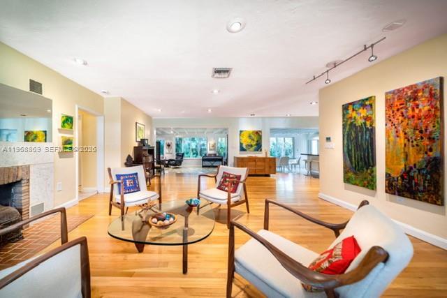 9118 NE 5th Ave Miami Shores, FL 33138