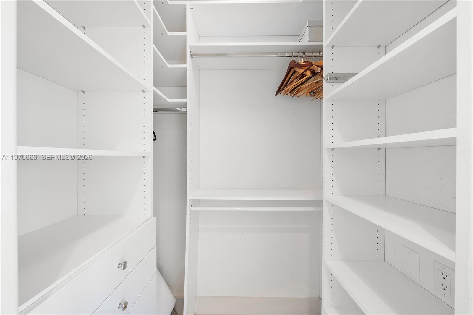 image Continuum South Beach North Tower20