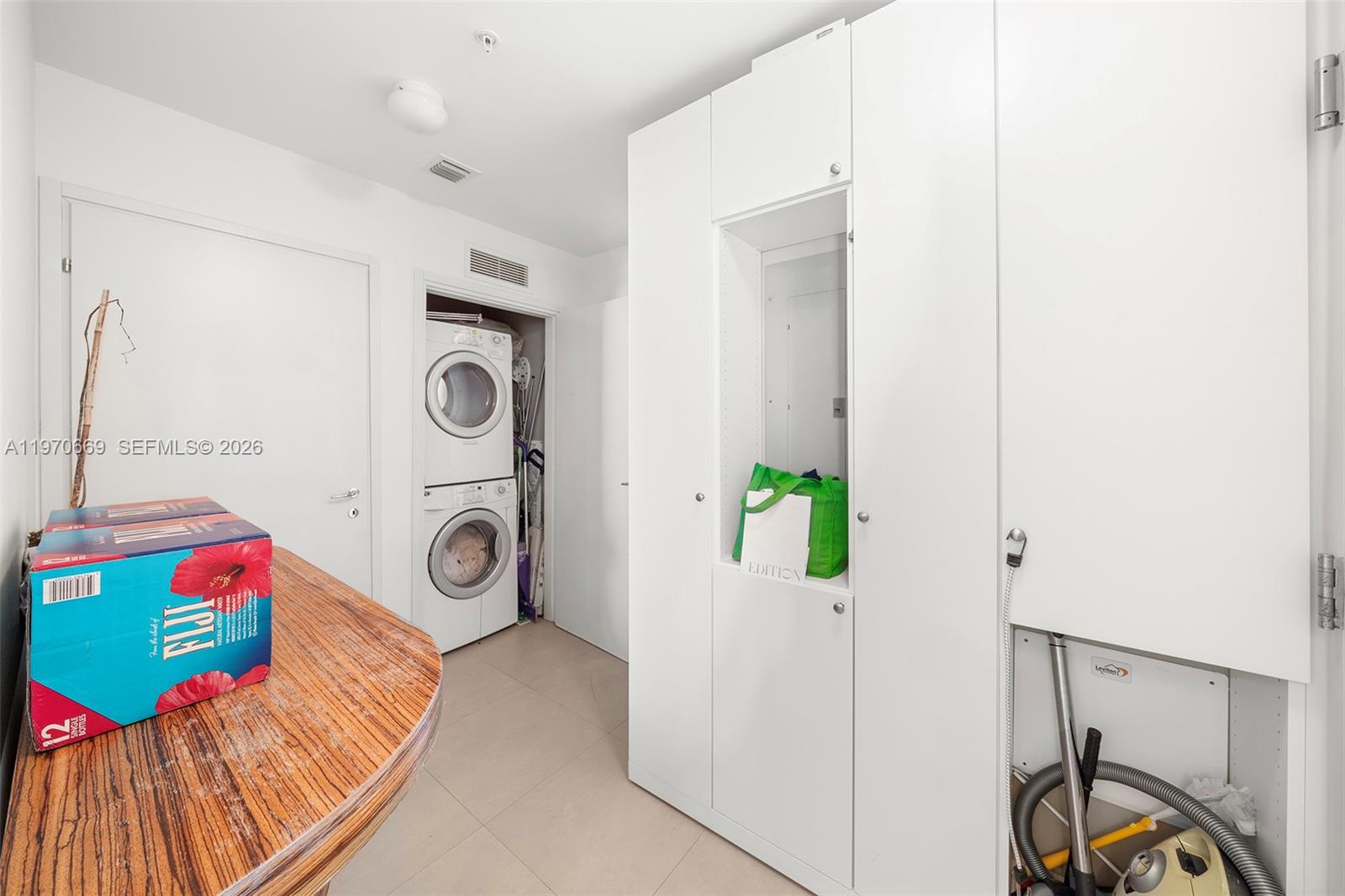 image Continuum South Beach North Tower26