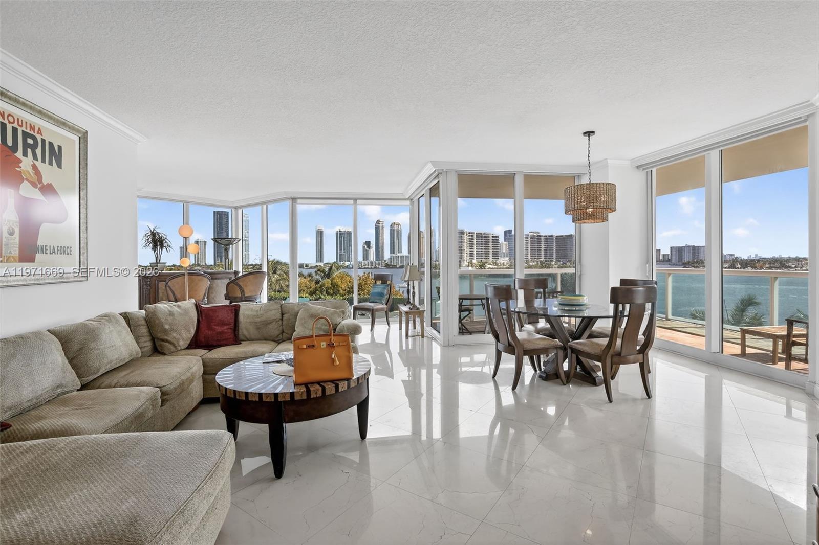 3370 Hidden Bay Dr #613