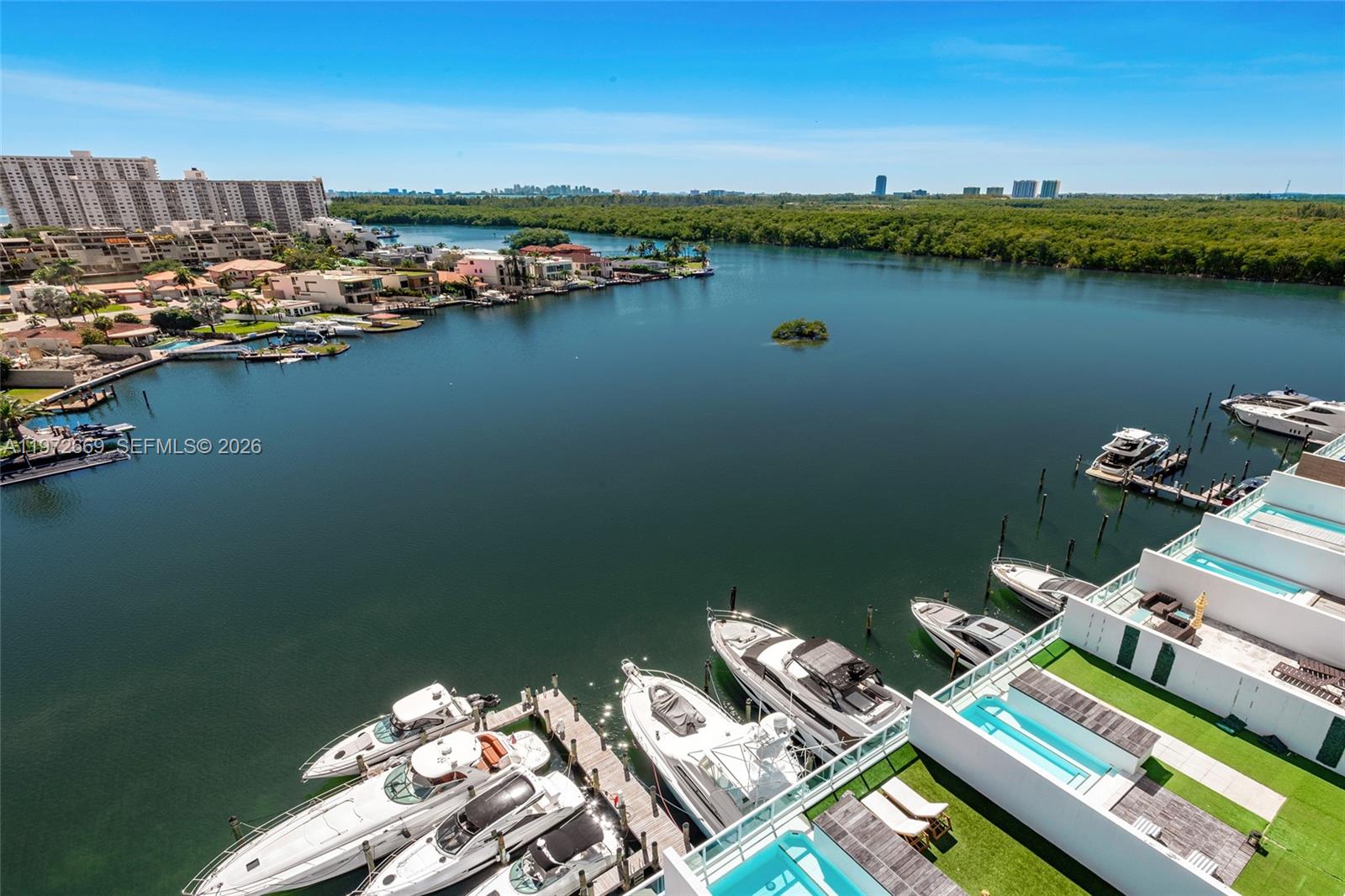 400 Sunny Isles Blvd #1222 SE CORNER UNIT Sunny Isles Beach, FL 33160