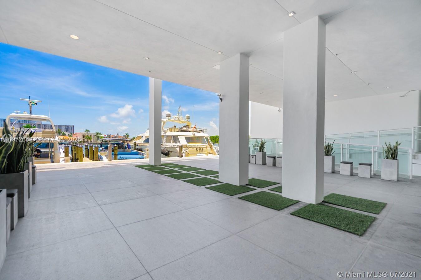400 Sunny Isles Blvd #1222 SE CORNER UNIT Sunny Isles Beach, FL 33160