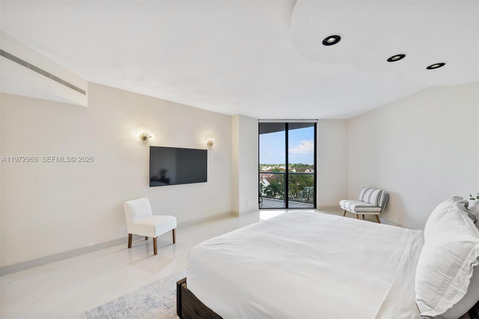 19500 Turnberry Way #5F Aventura, FL 33180