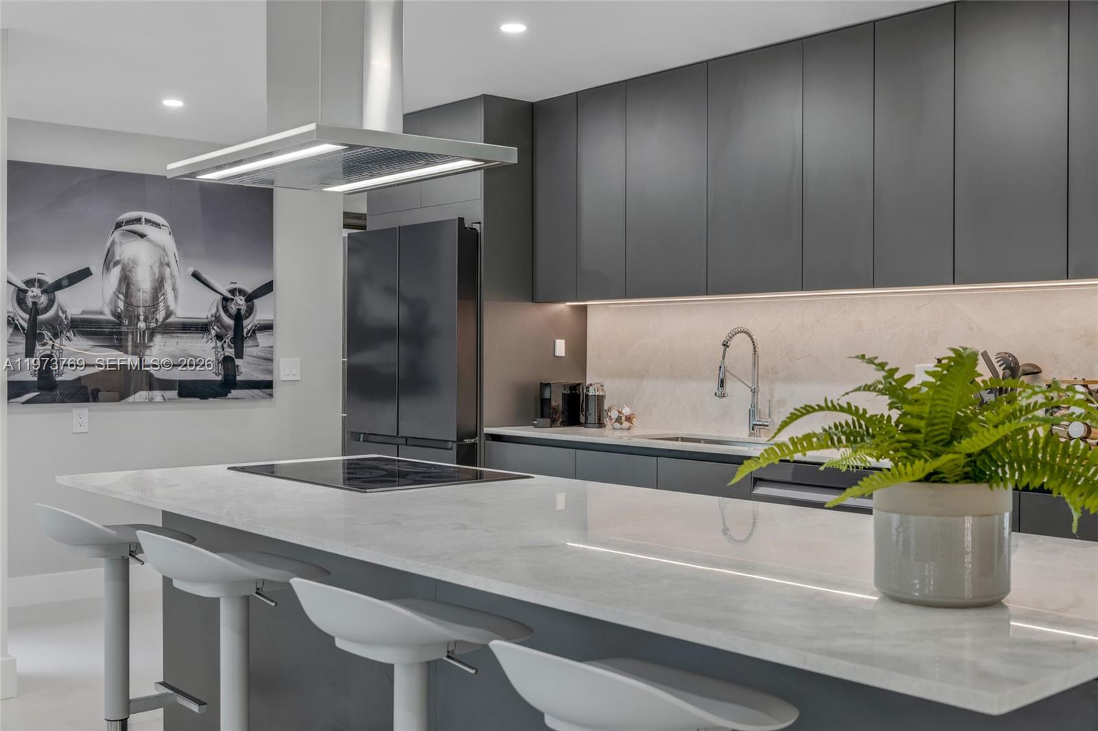 2100 SW 9th Ave Miami, FL 33129