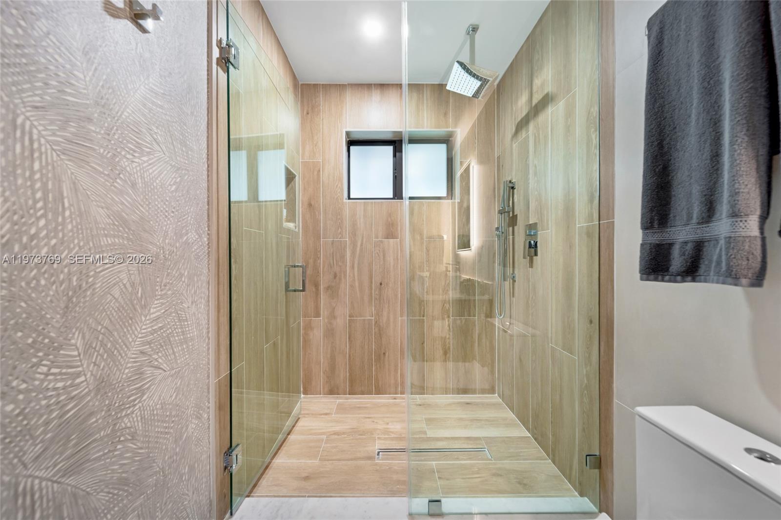 2100 SW 9th Ave Miami, FL 33129