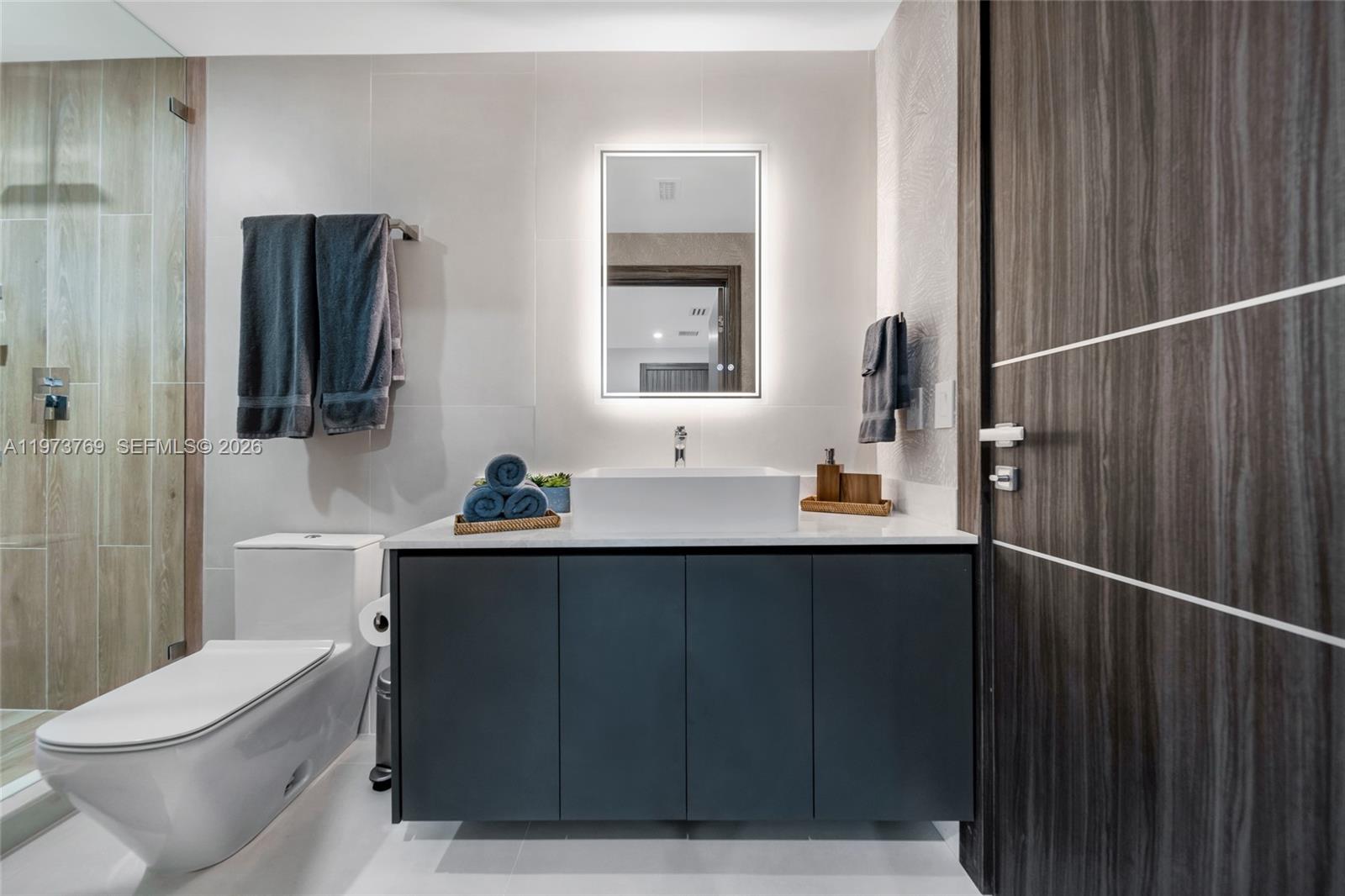 2100 SW 9th Ave Miami, FL 33129