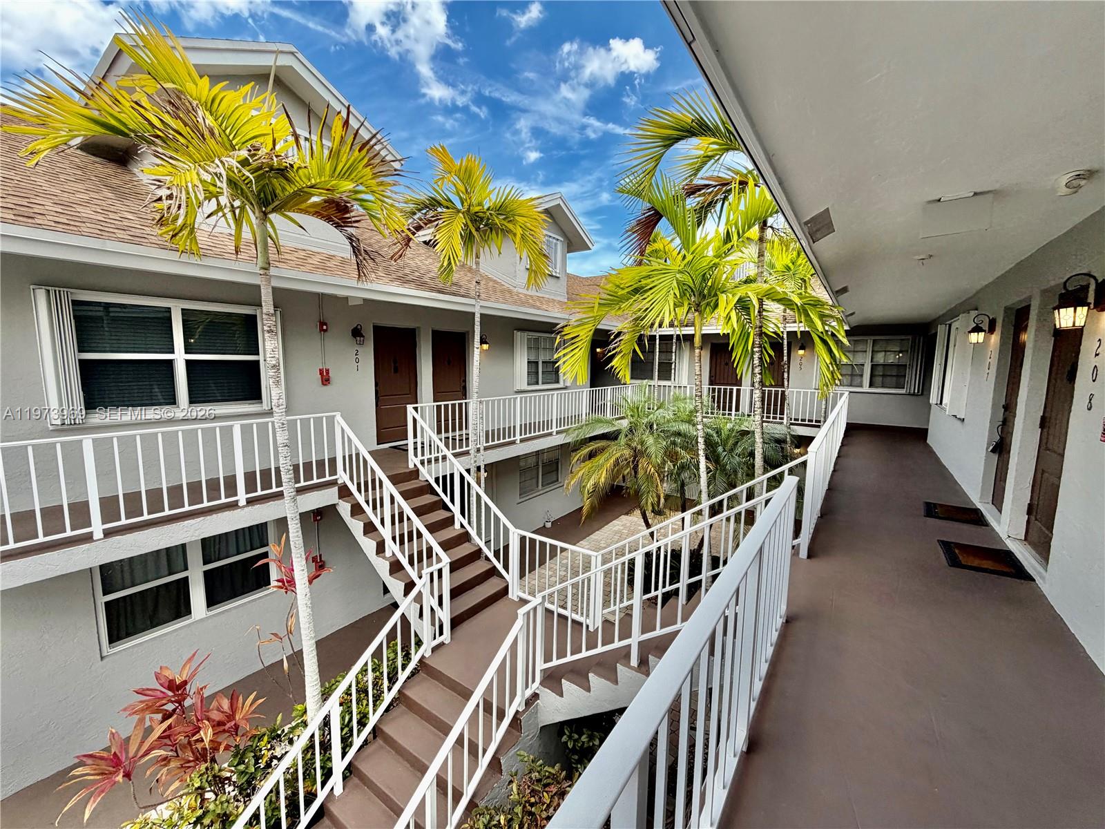 510 NE 17th Ave #207