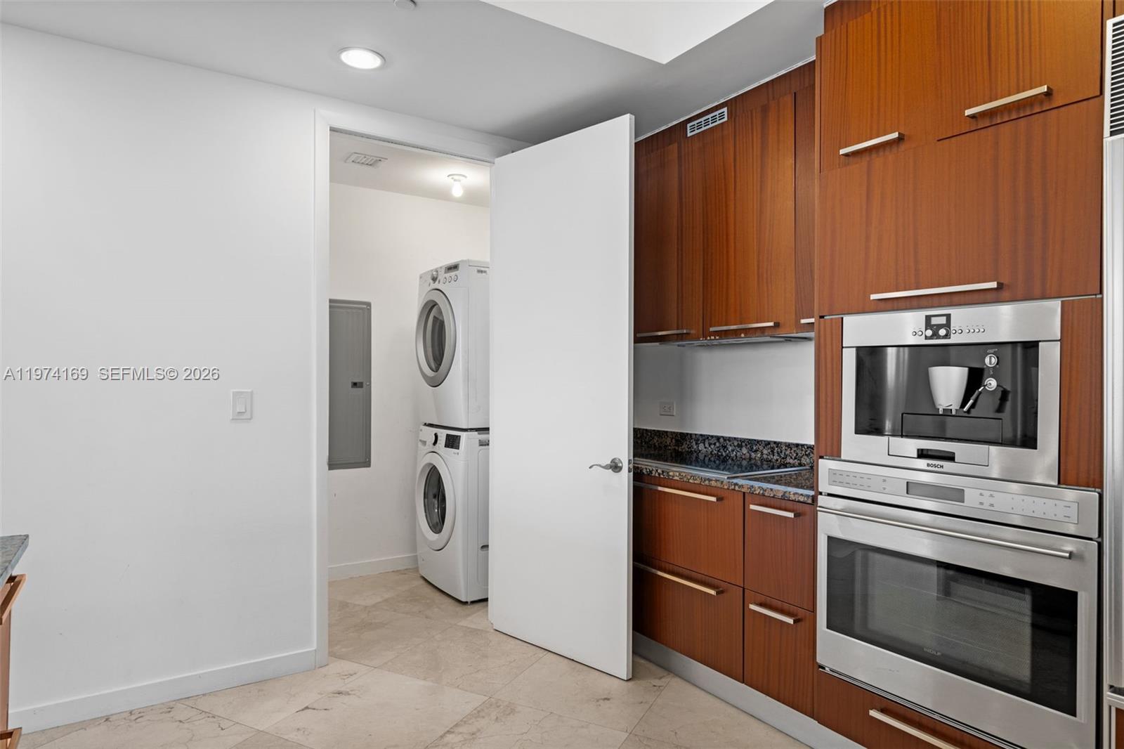 16001 Collins Ave #3007 Sunny Isles Beach, FL 33160