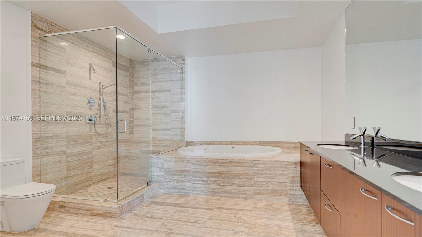 16001 Collins Ave #3007 Sunny Isles Beach, FL 33160