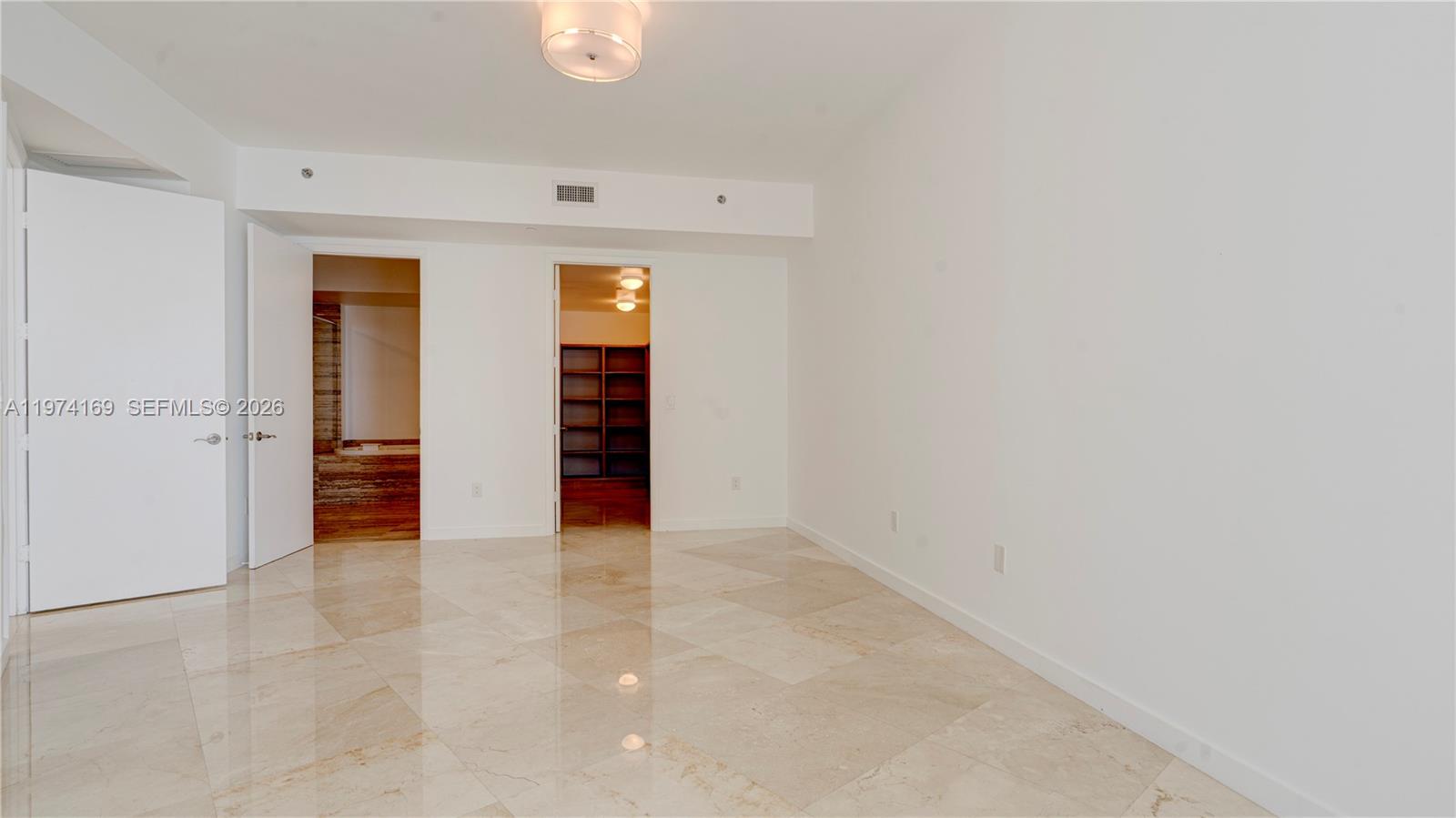 16001 Collins Ave #3007 Sunny Isles Beach, FL 33160