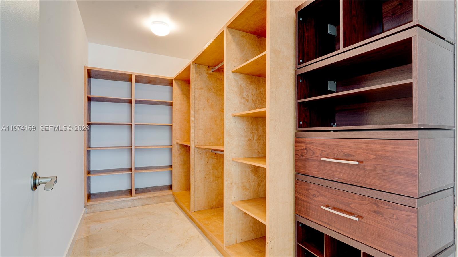 16001 Collins Ave #3007 Sunny Isles Beach, FL 33160