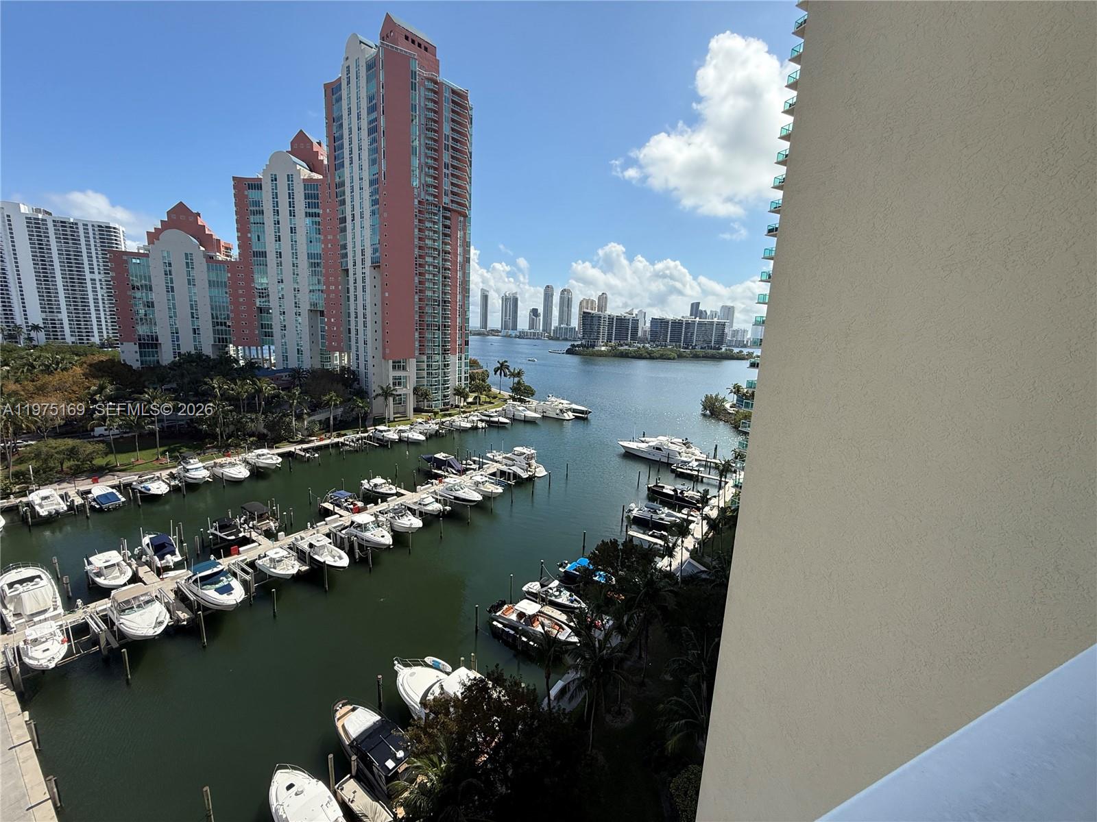 image Aventura Marina 118