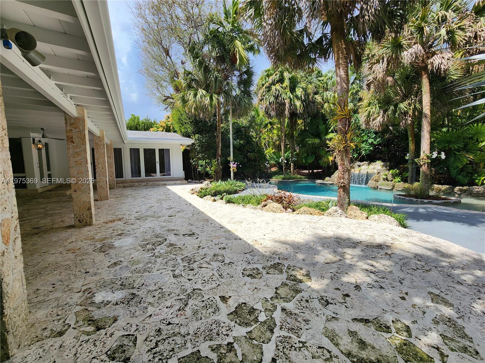 6065 SW 133rd St Pinecrest, FL 33156