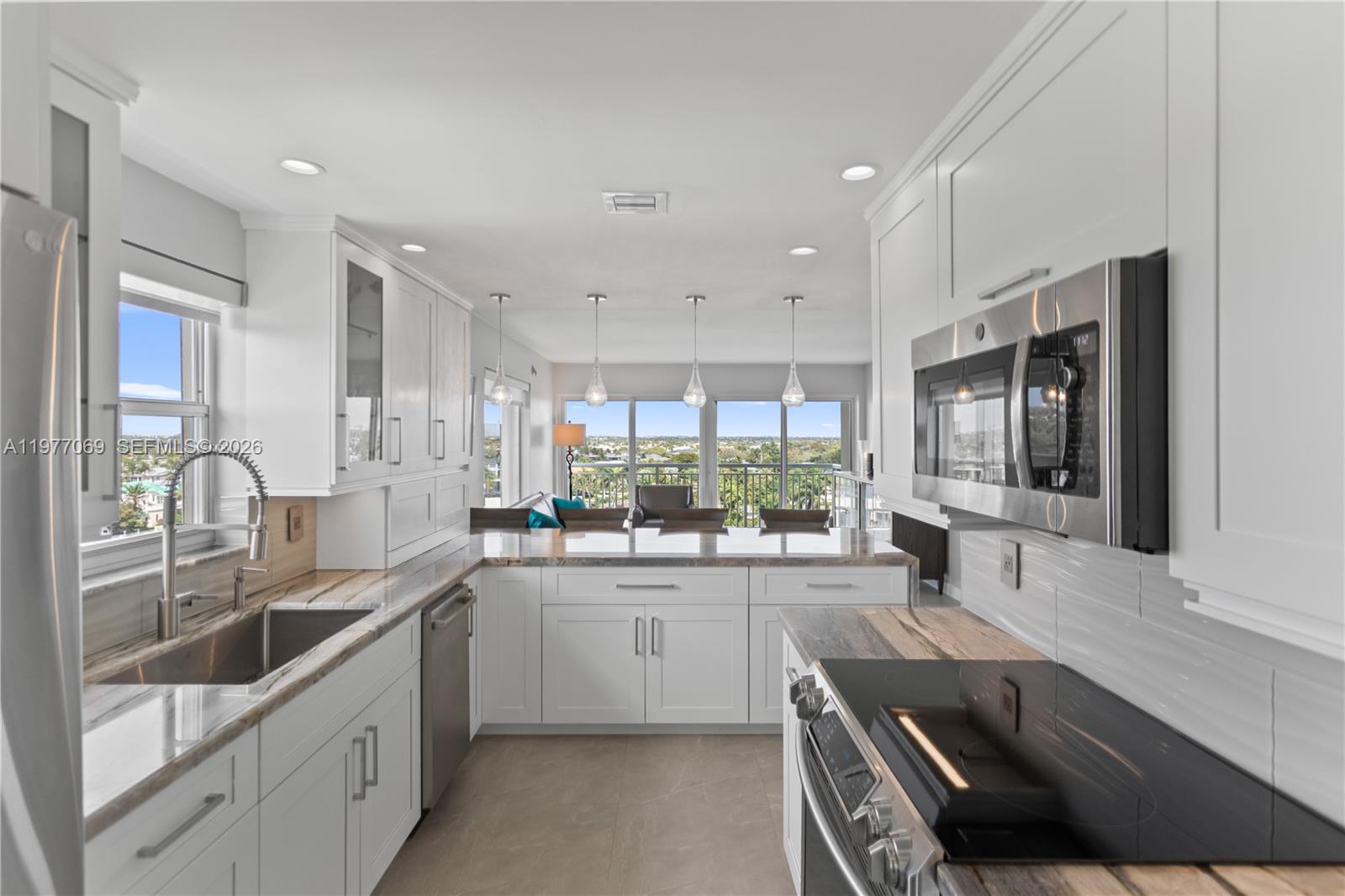 2611 N Riverside Dr #901 Pompano Beach, FL 33062