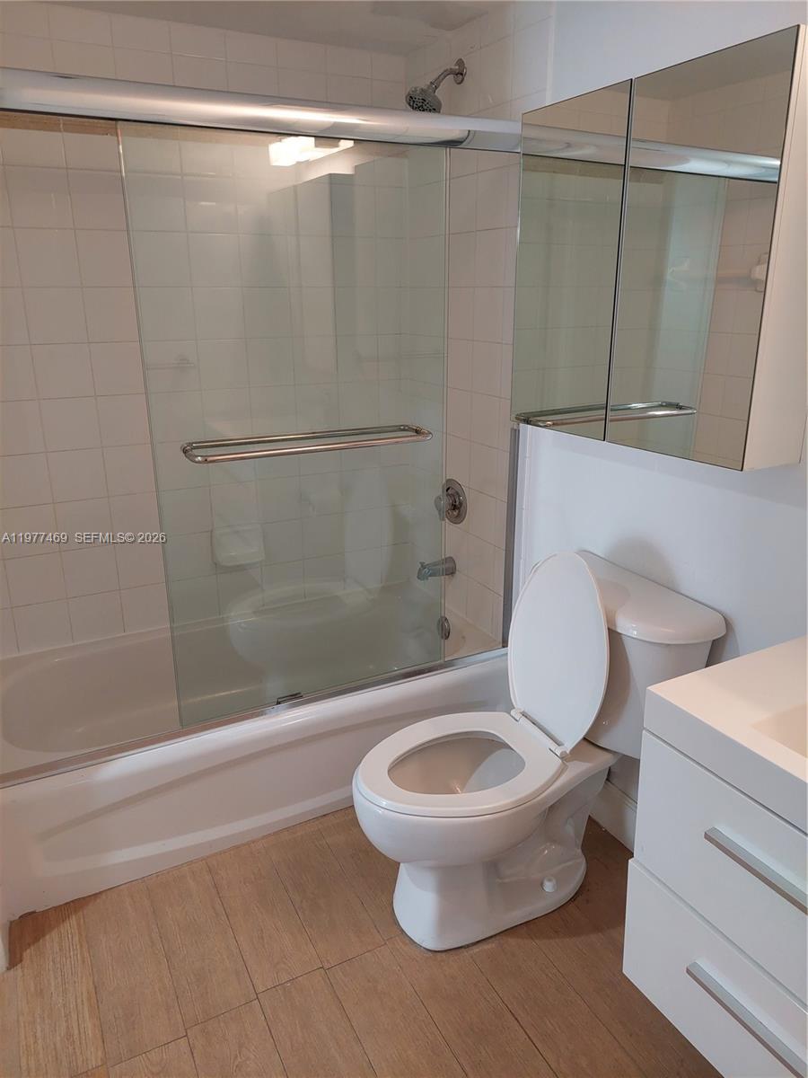 image The Club at Brickell Bay25