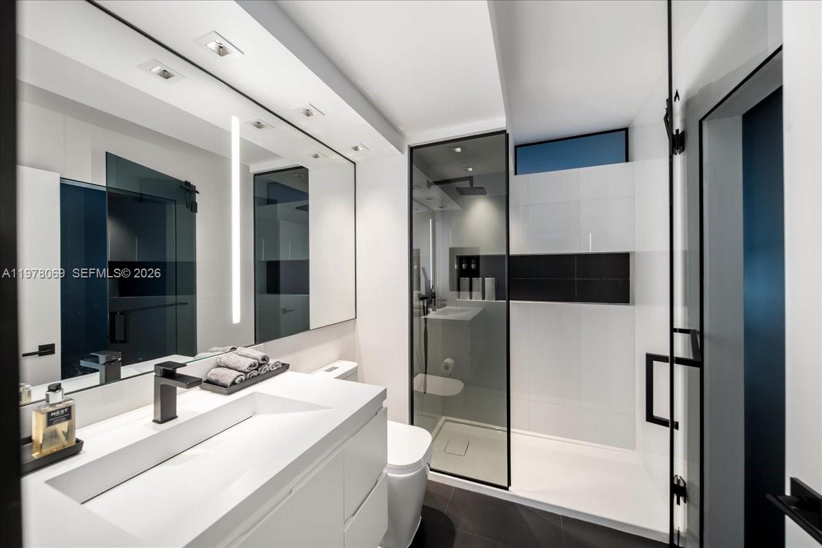 650 West Ave #712 Miami Beach, FL 33139