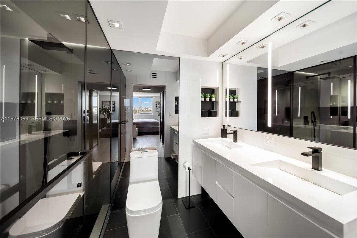 650 West Ave #712 Miami Beach, FL 33139