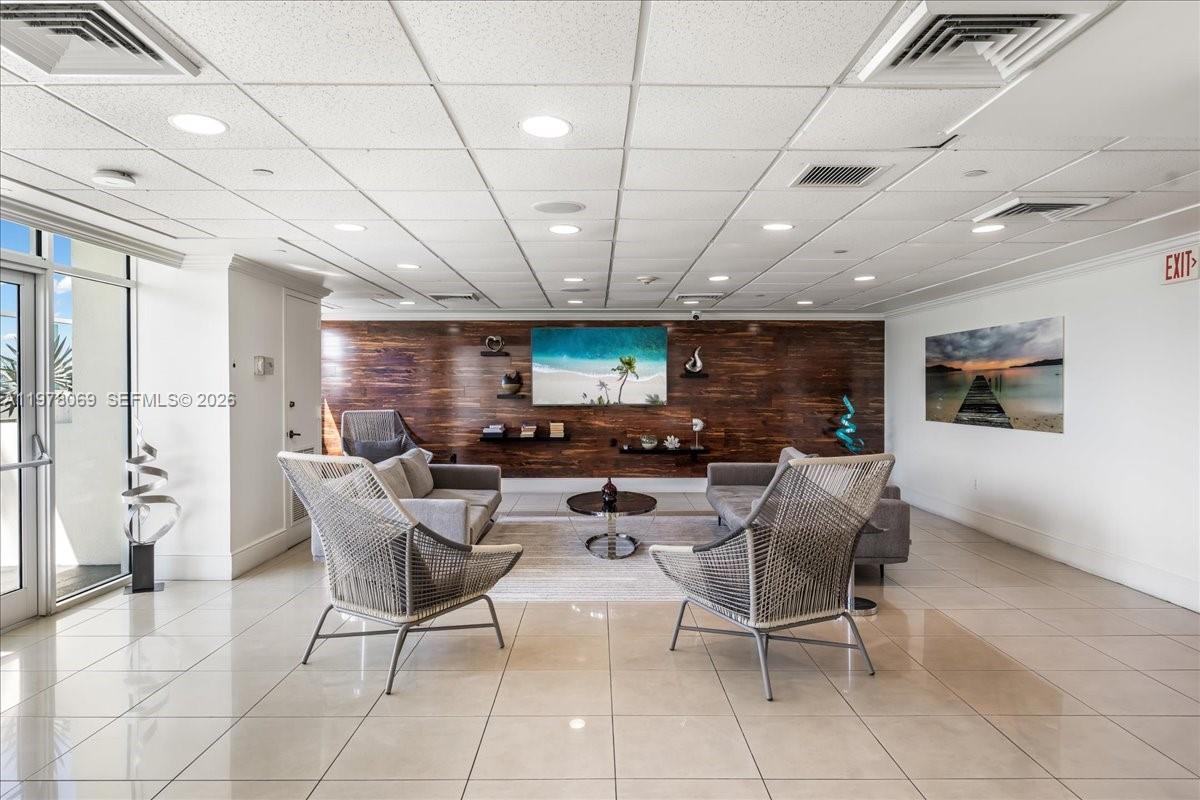 650 West Ave #712 Miami Beach, FL 33139