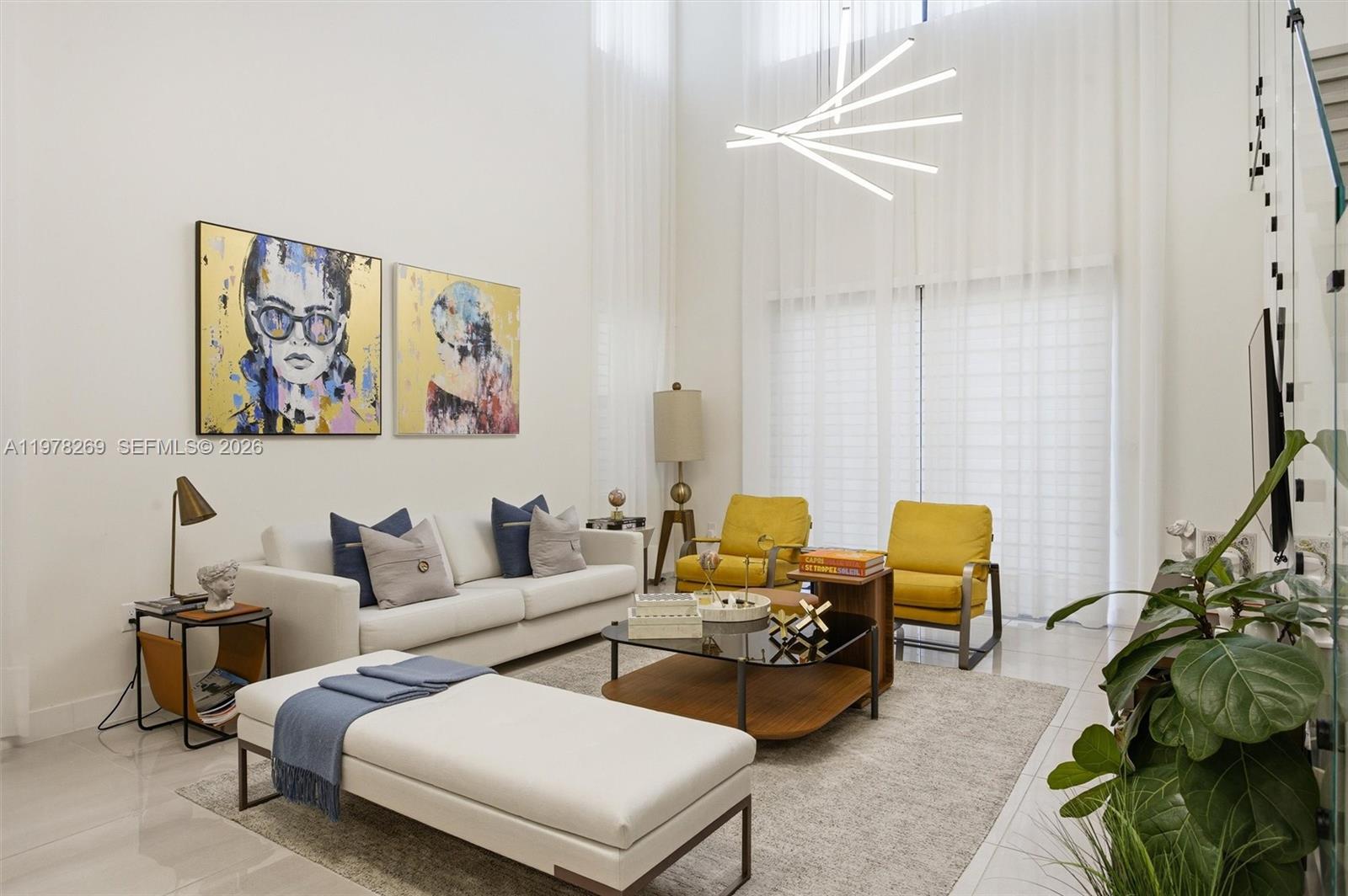 16033 NW 87th Ct Miami Lakes, FL 33018