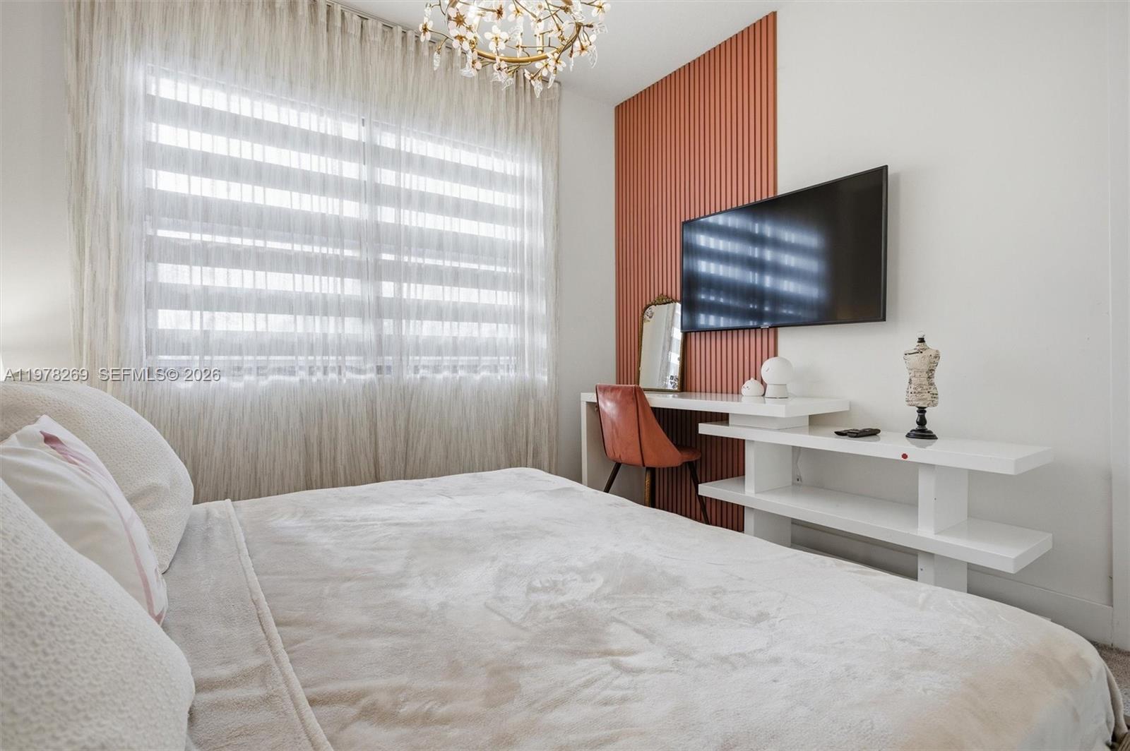 16033 NW 87th Ct Miami Lakes, FL 33018