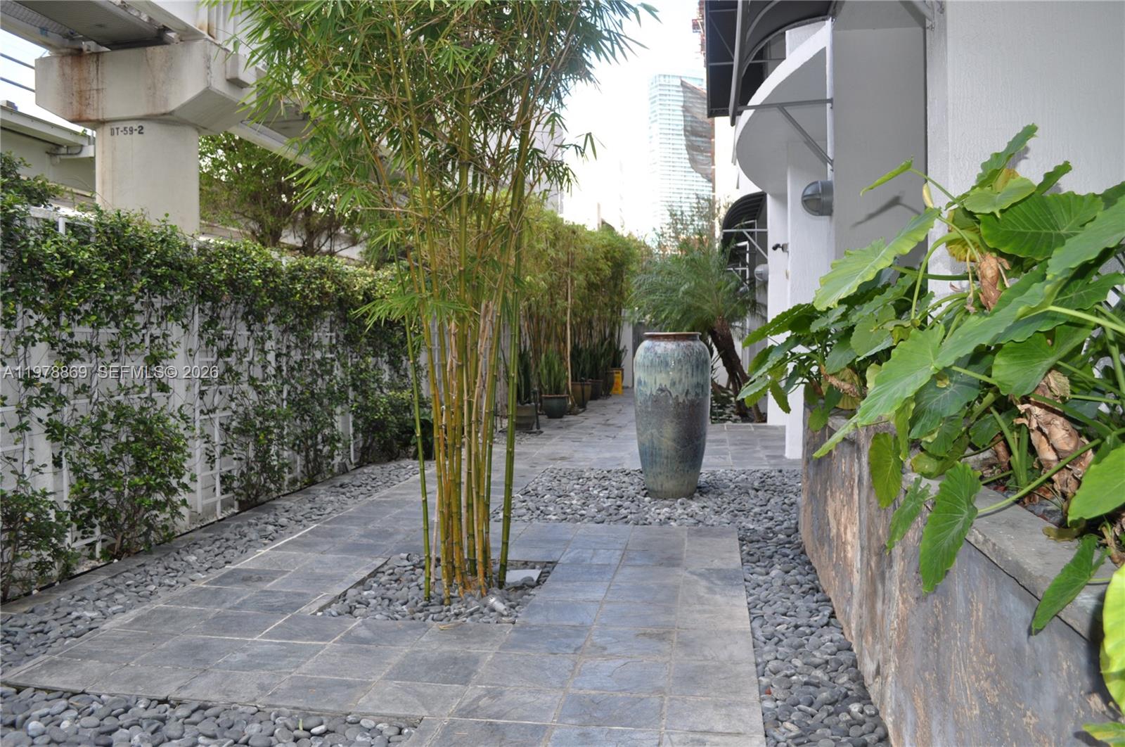 image Loft Downtown I15