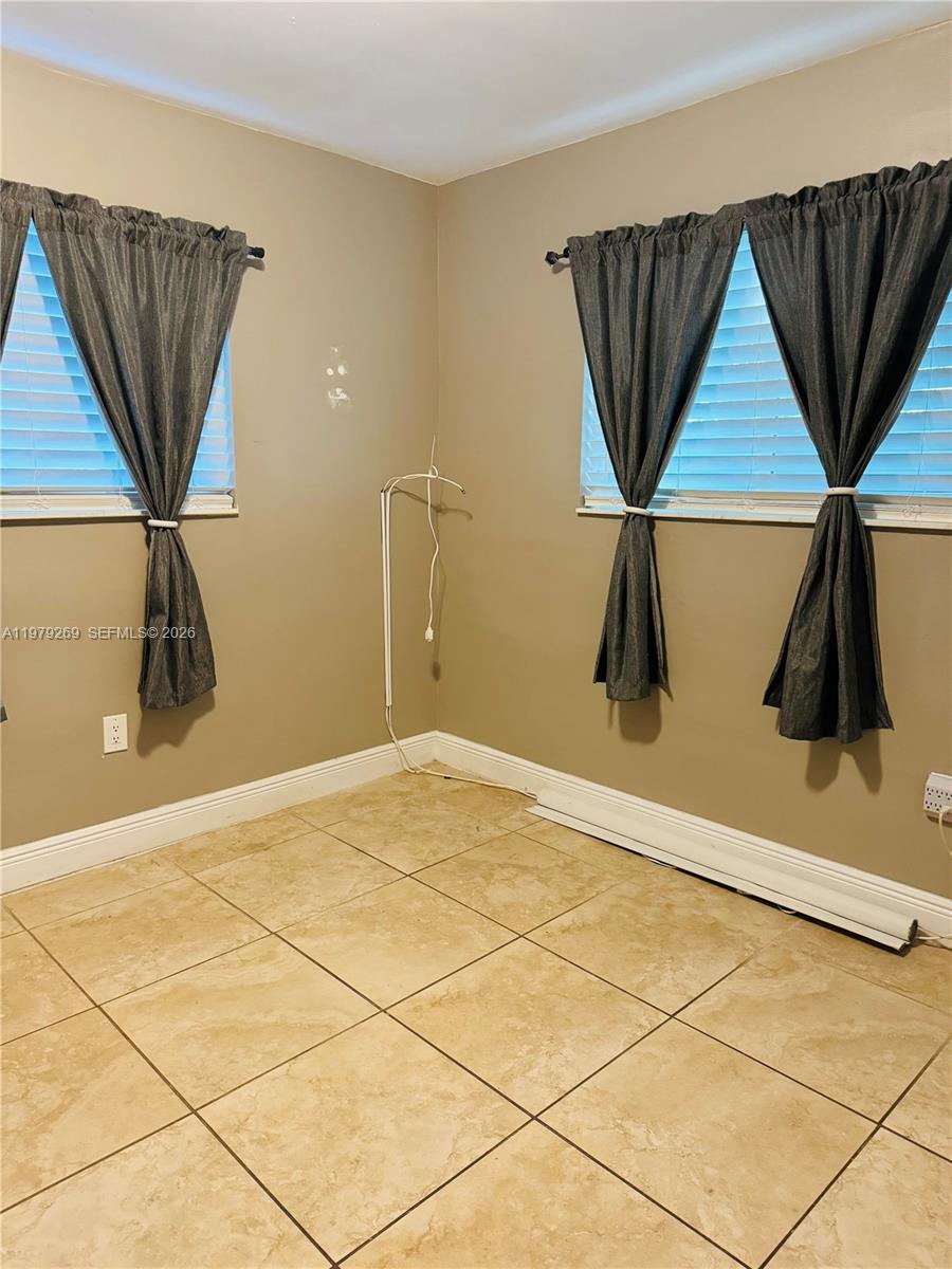 4734 SW 4th St Miami, FL 33134