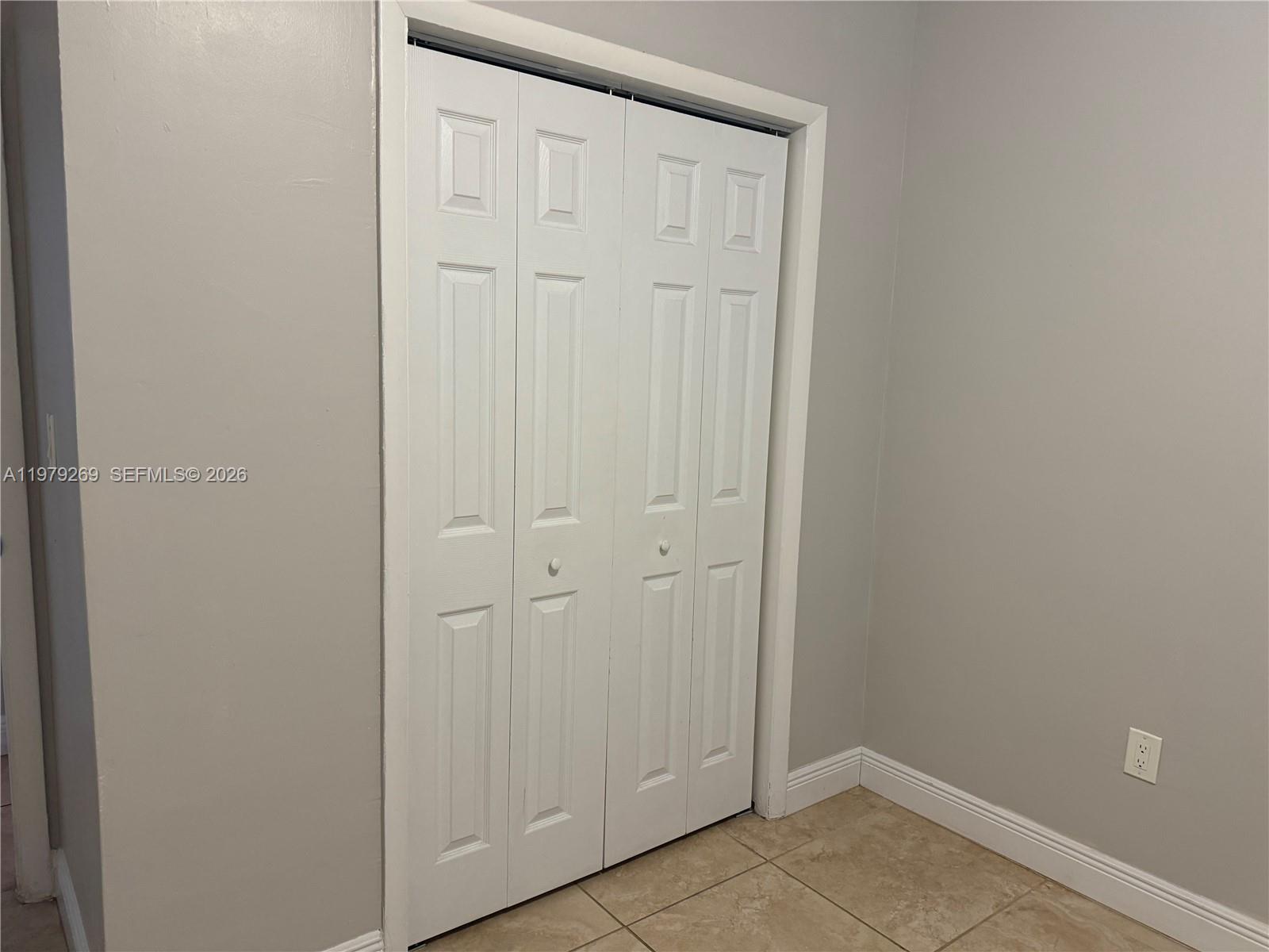 4734 SW 4th St Miami, FL 33134