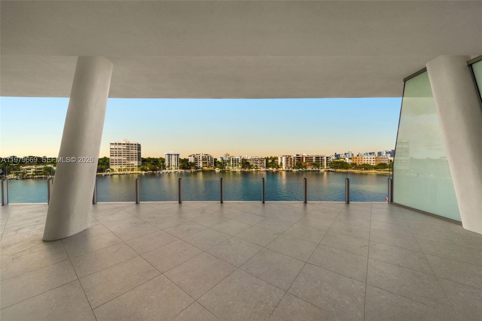 5 Grove Isle Dr #L506