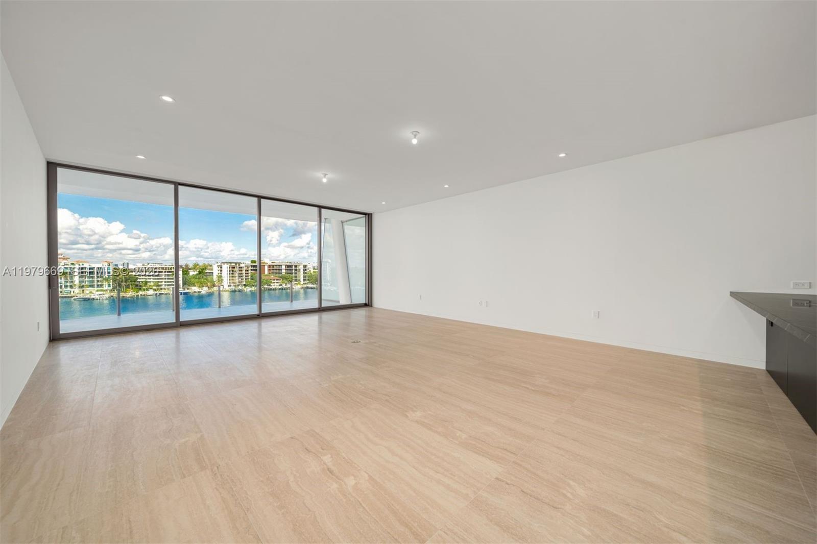 image Vita at Grove Isle11