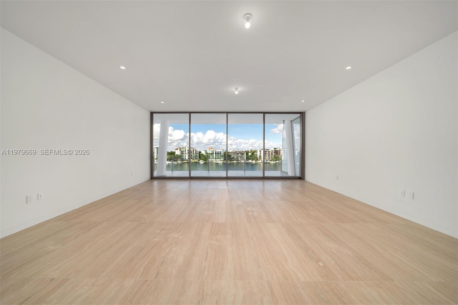 image Vita at Grove Isle12