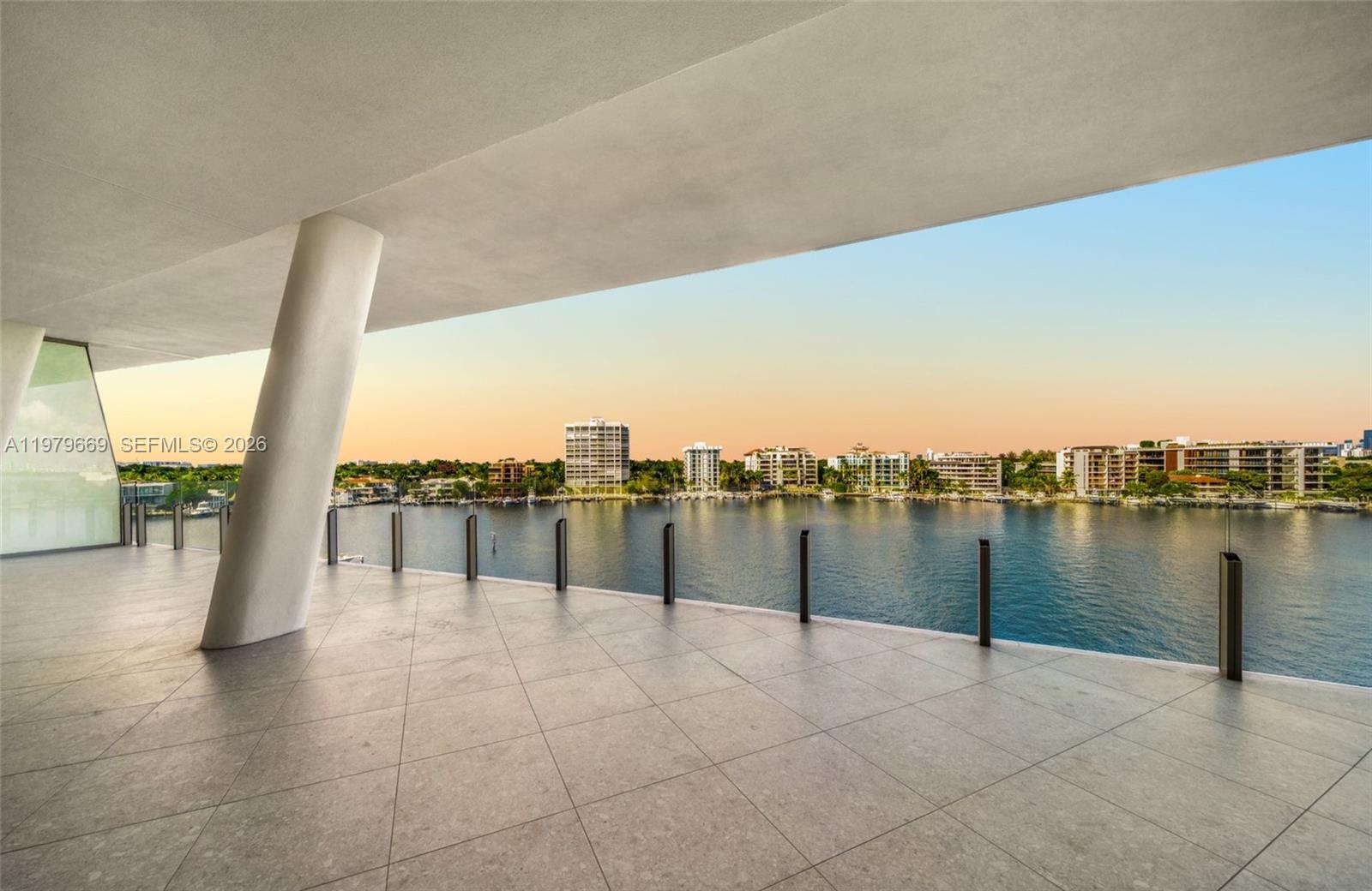 image Vita at Grove Isle1