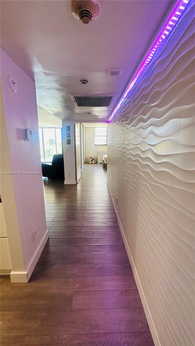 19390 Collins Ave #424 Sunny Isles Beach, FL 33160