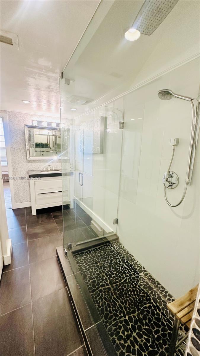 19390 Collins Ave #424 Sunny Isles Beach, FL 33160