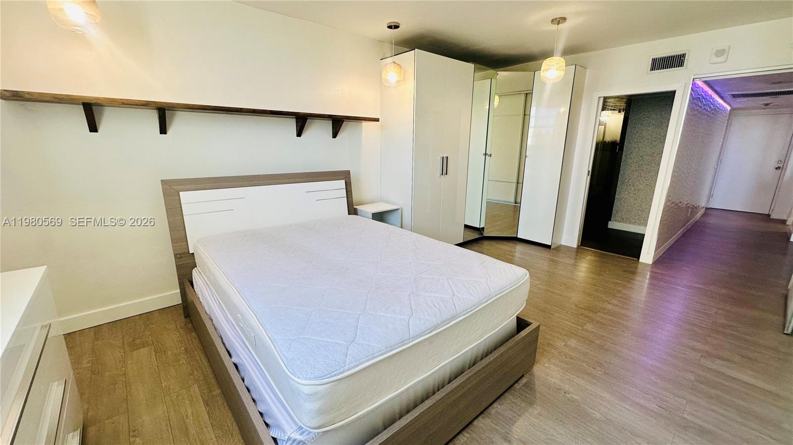 19390 Collins Ave #424 Sunny Isles Beach, FL 33160