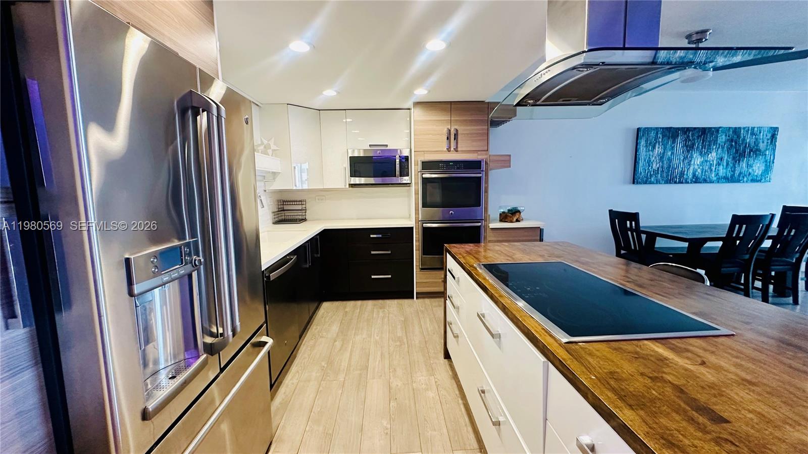 19390 Collins Ave #424 Sunny Isles Beach, FL 33160