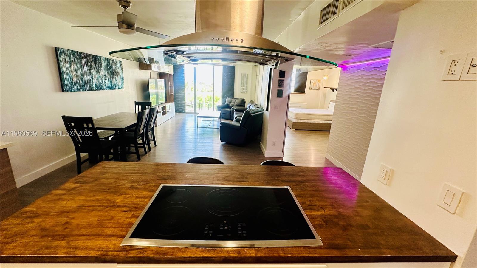 19390 Collins Ave #424 Sunny Isles Beach, FL 33160