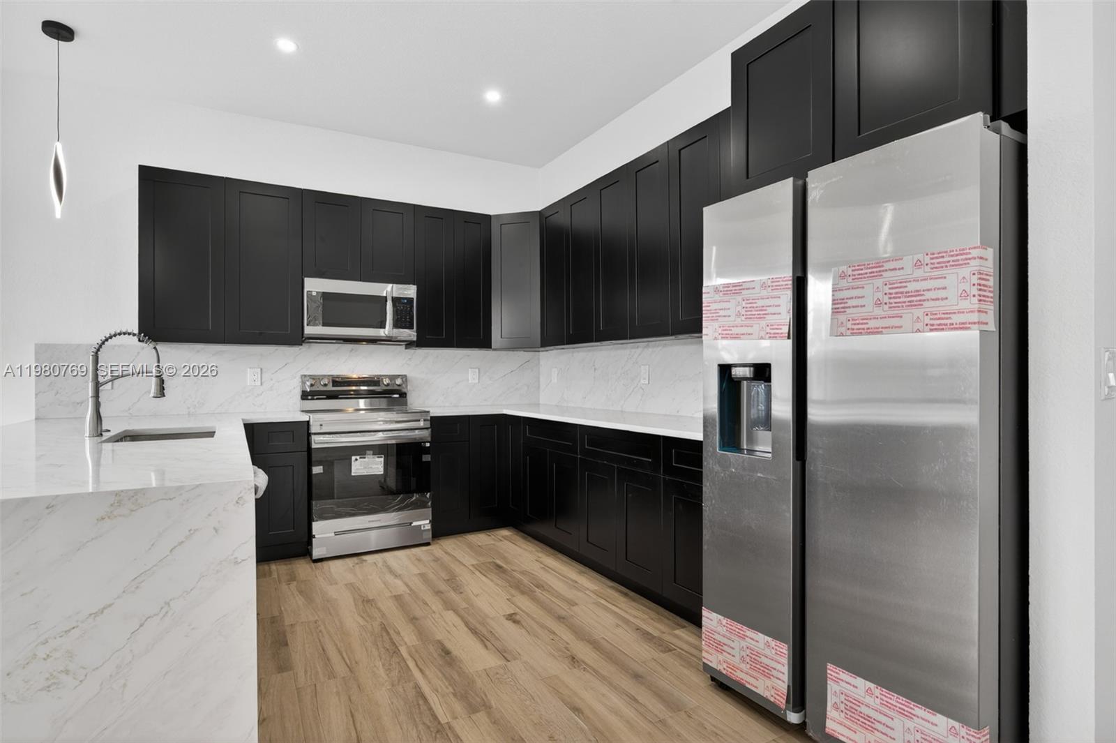 3040 NW 24th St Fort Lauderdale, FL 33311