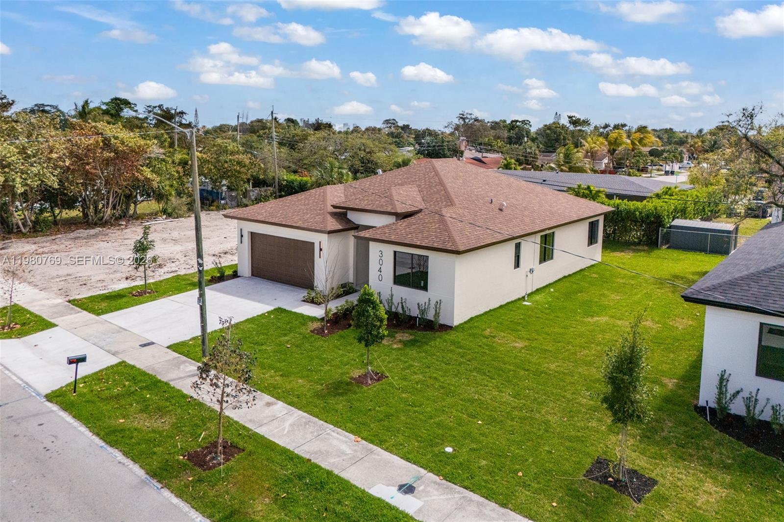 3040 NW 24th St Fort Lauderdale, FL 33311