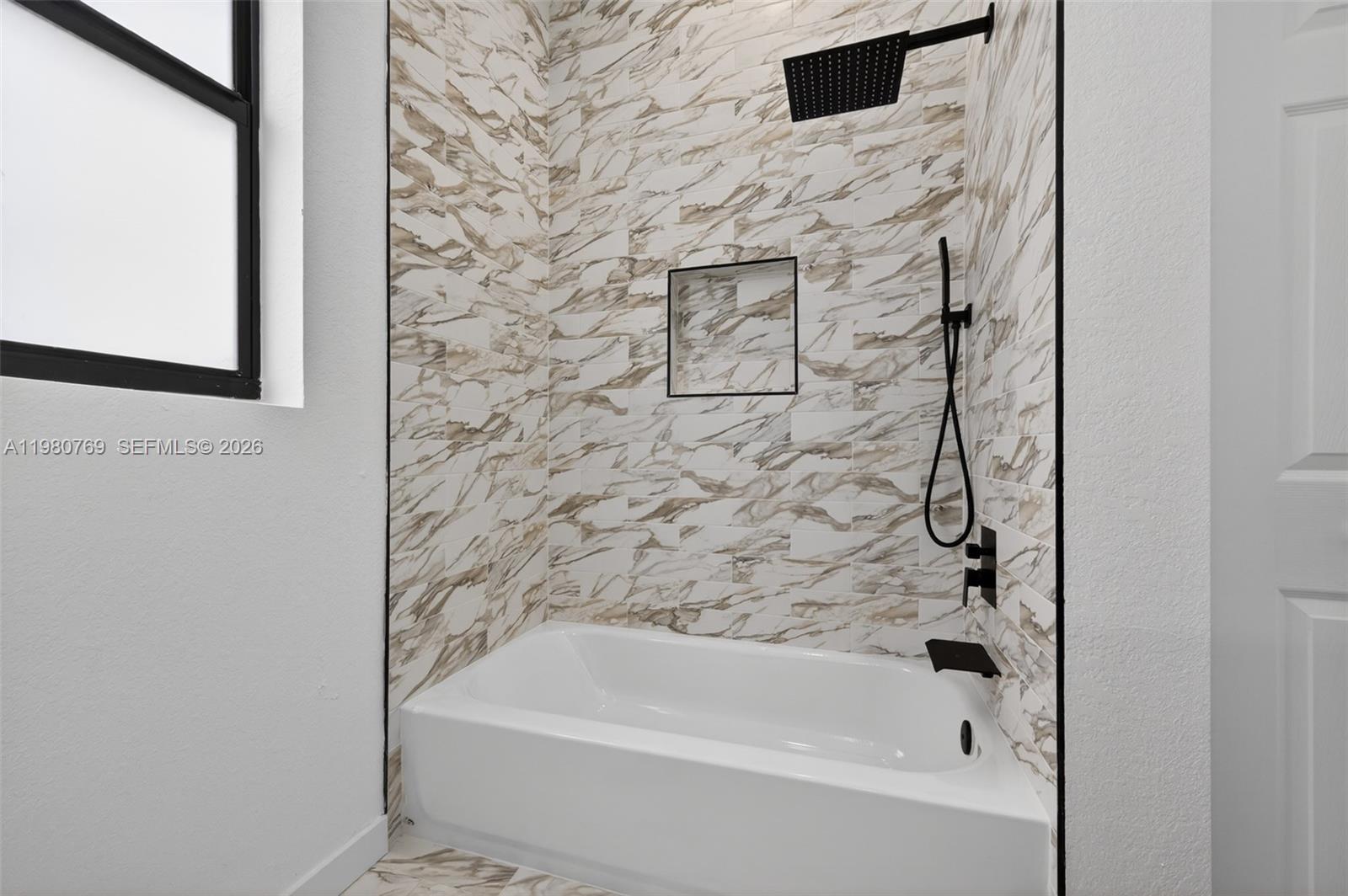 3040 NW 24th St Fort Lauderdale, FL 33311