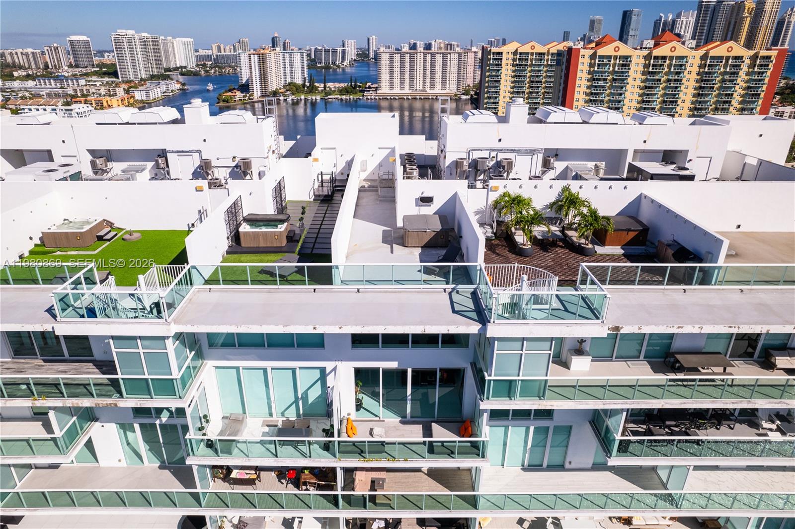 image 400 Sunny Isles7