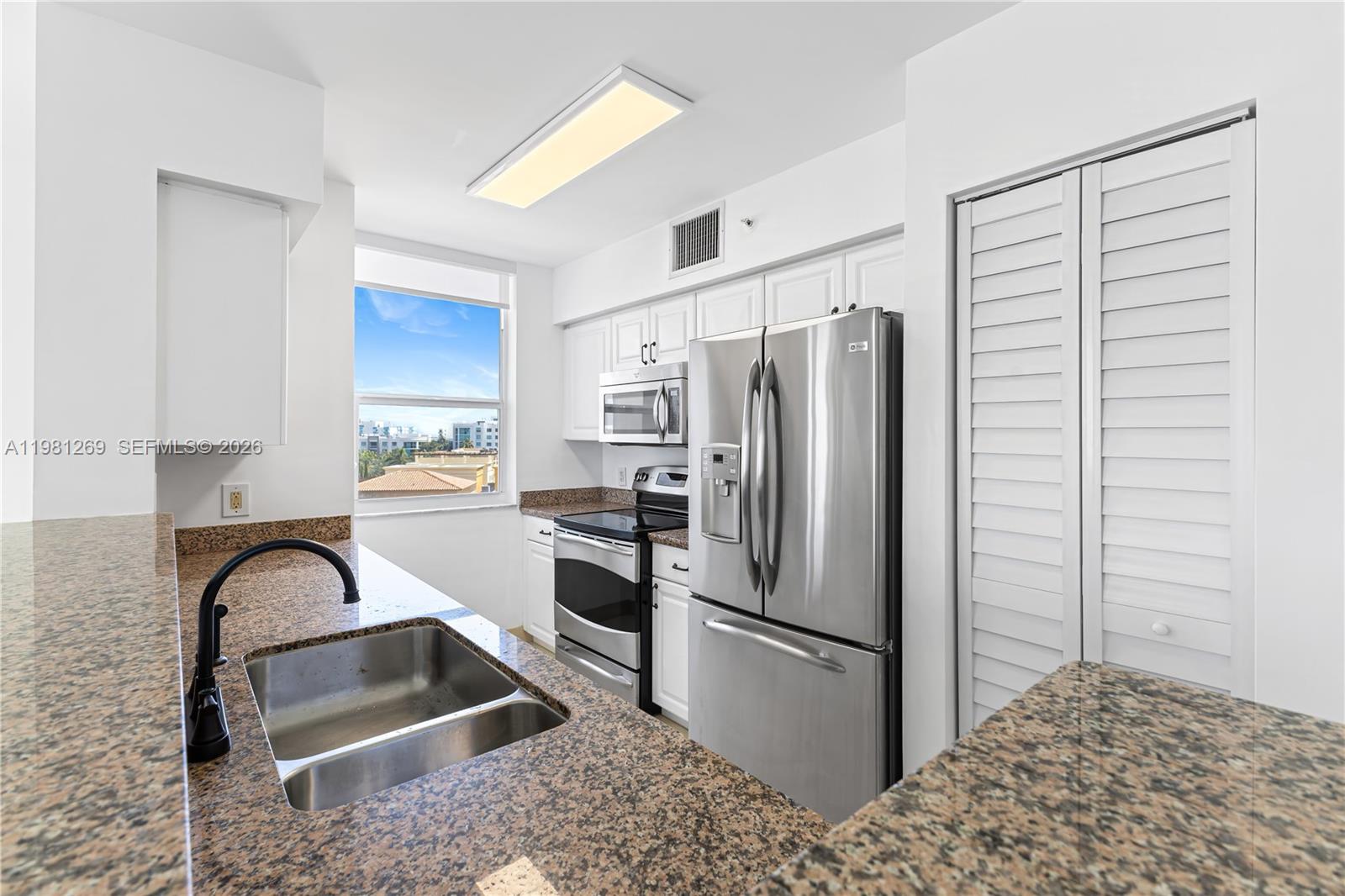 image Yacht Club at Portofino8