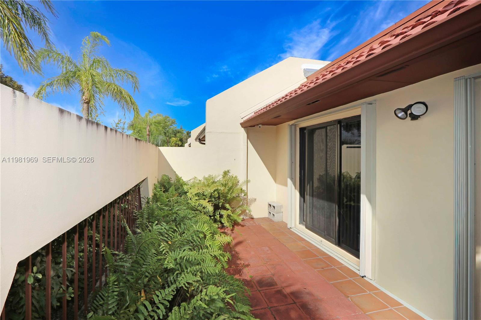 11721 SW 112th Ter Miami, FL 33186