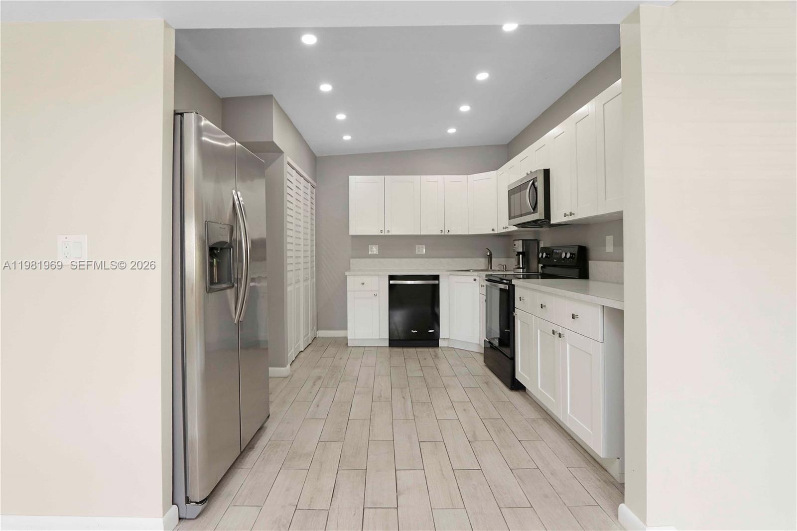 11721 SW 112th Ter Miami, FL 33186