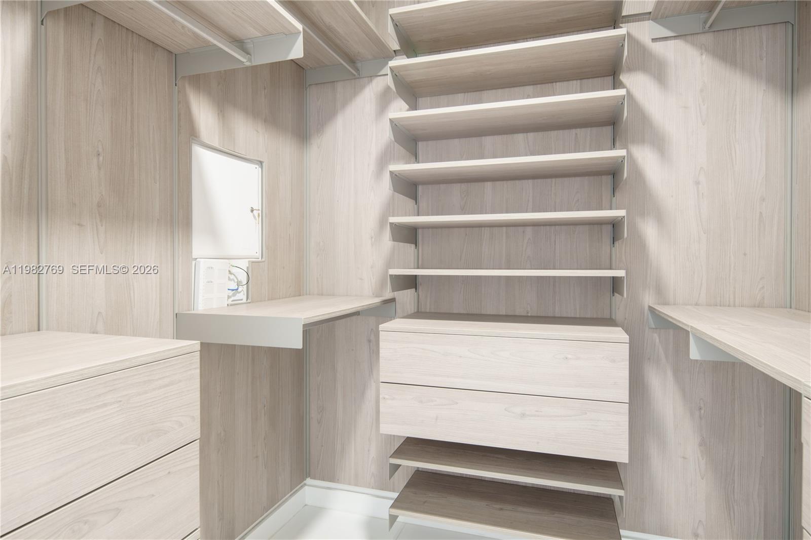 image Paramount Miami Worldcenter13