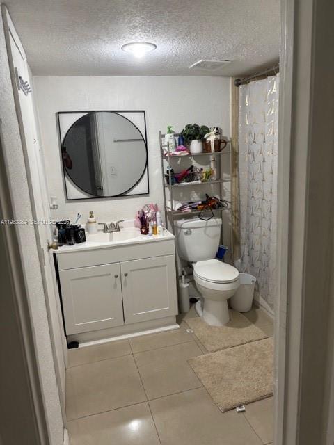 1750 W 56th St #112 Hialeah, FL 33012