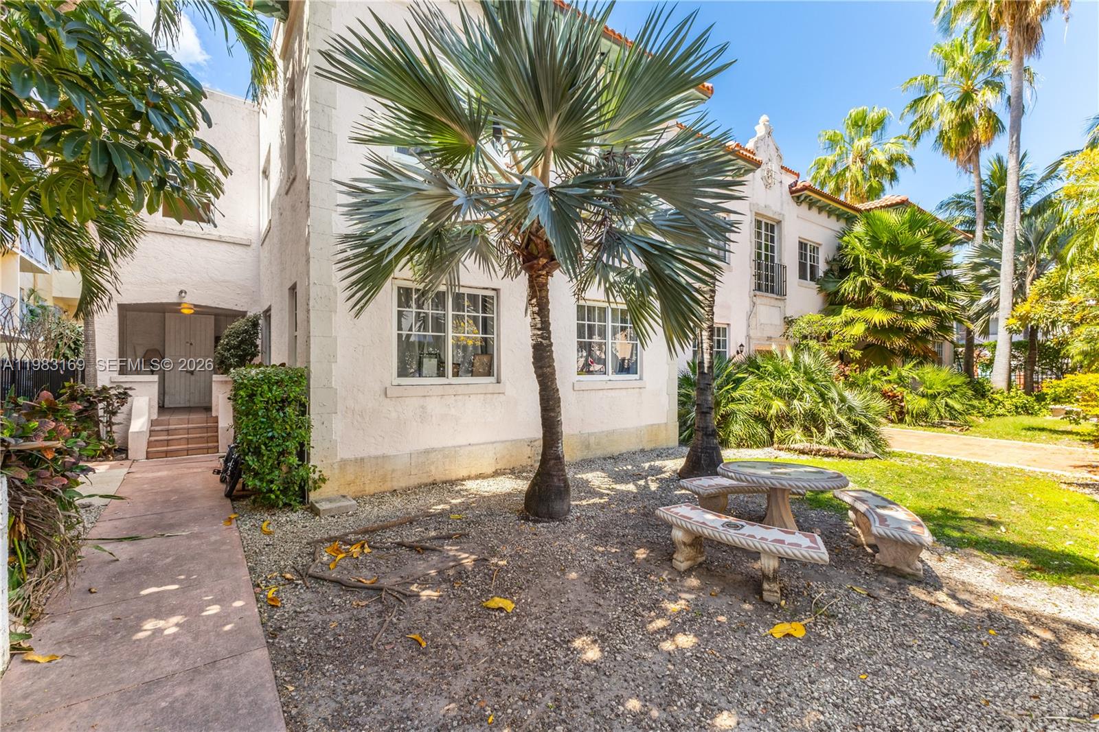 750 Pennsylvania Ave #6 Miami Beach, FL 33139