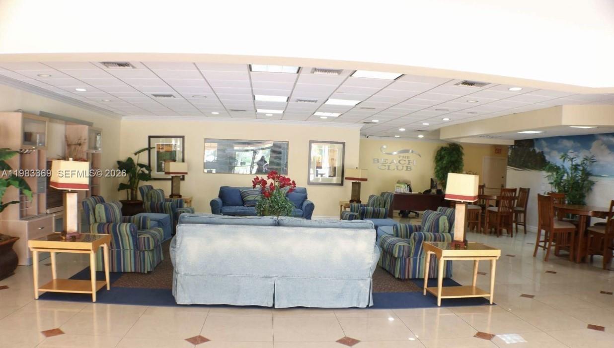 9351 Fontainebleau Blvd #B415 Miami, FL 33172