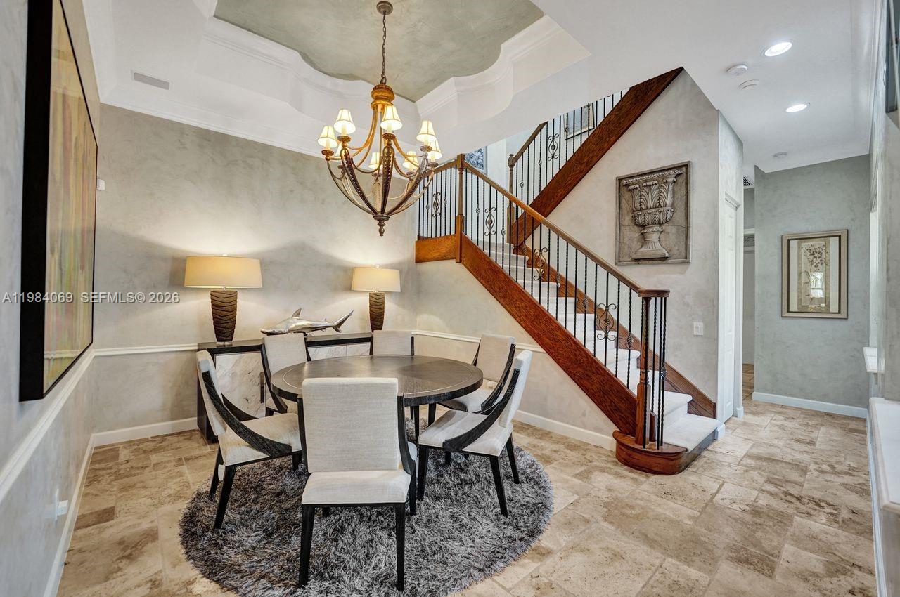 899 Spinnaker Dr W Hollywood, FL 33019